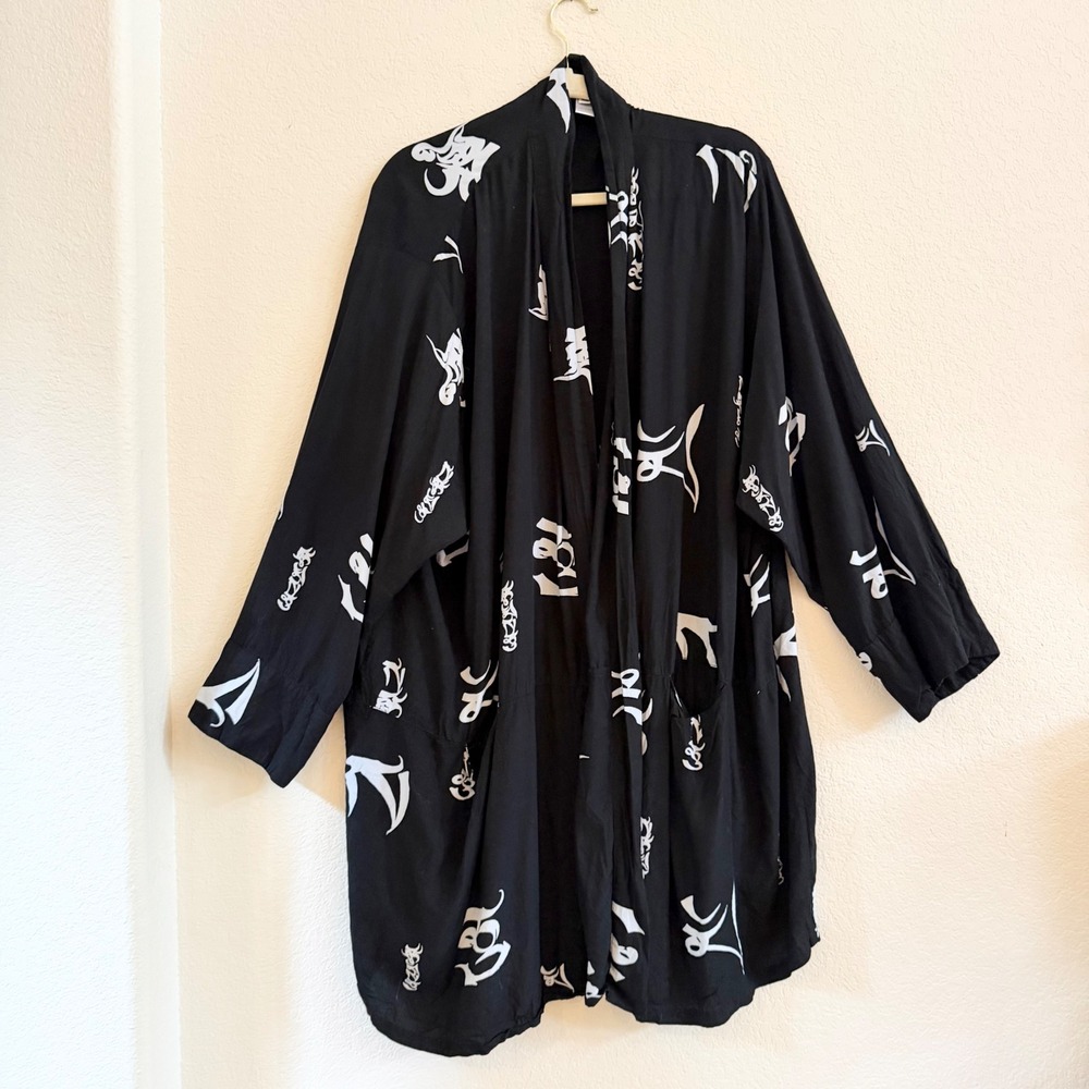 MIB Plus Size Kimono Cardigan 4X Black White Calligraphy Open Front Rayon Robe
